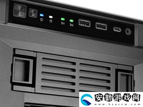 銀昕CS383塔式機箱